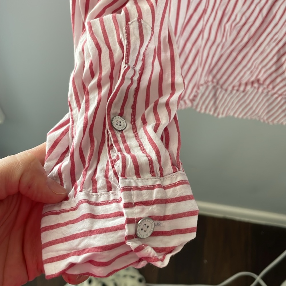 Buttons shirt - Picture 2 of 3